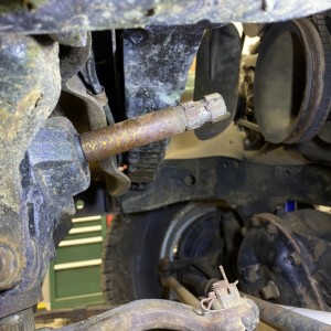 Steering box shaft